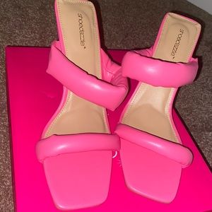 Bright pink short stilettos